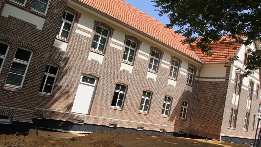 Hinterfront des restaurierten Haus 12.