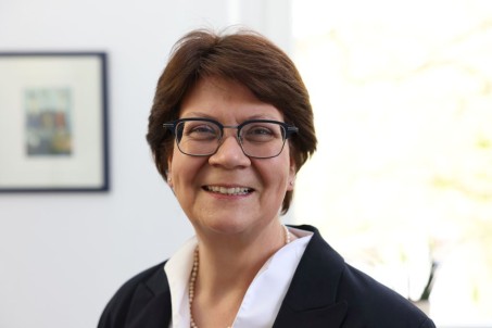 Portrait: Kaufmännische Direktorin Dorothee Enbergs